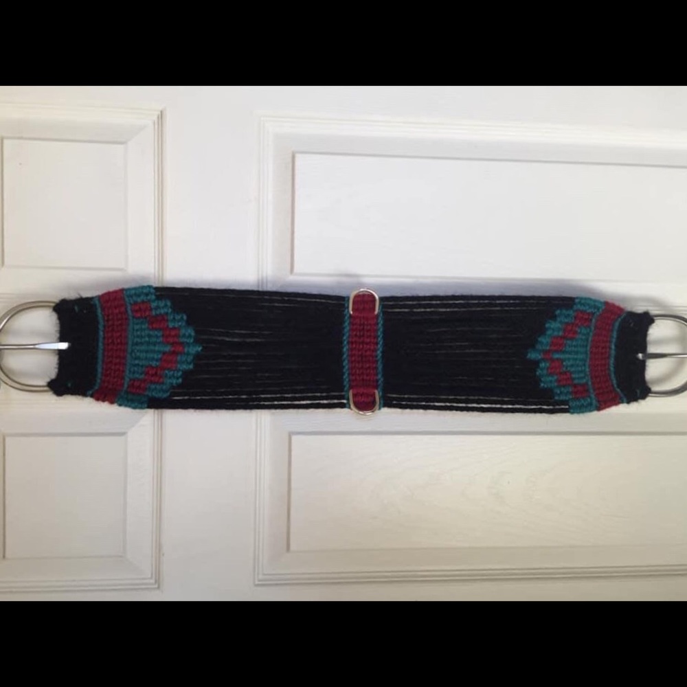 100% Mohair Cinch